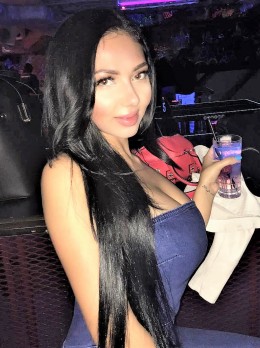AMINA - Escort in Dubai - district Dubai Marina