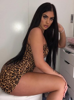 Curvy Christabe - Escort VIP Girls | Girl in Dubai