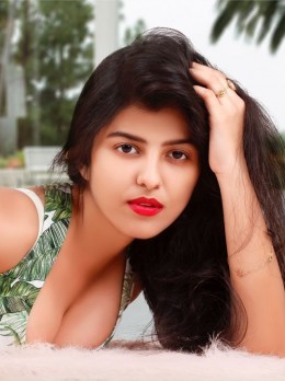 Sonia - Escort FATIMA | Girl in Dubai