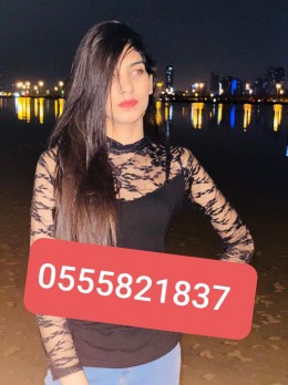 Komal - Escort Juhi Indian Escorts Dubai | Girl in Dubai